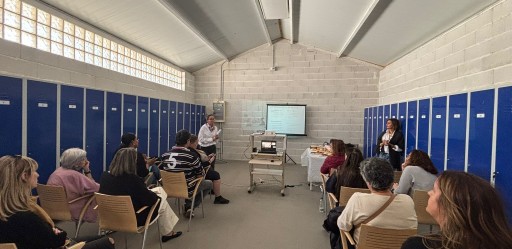 FOTO PORTADA Mulleres en Extraco